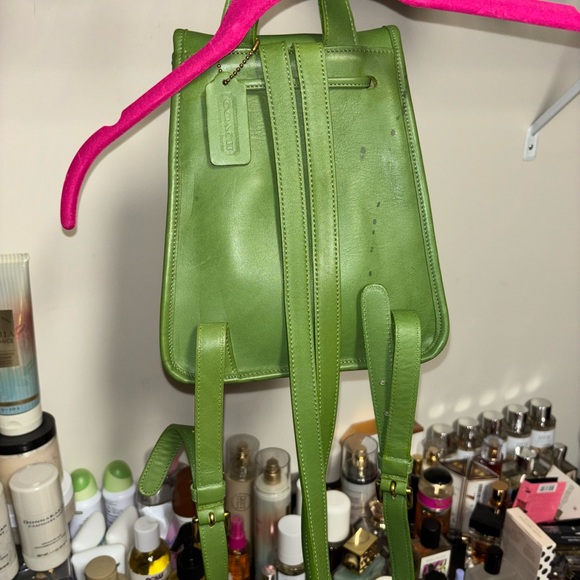 RARE Coach Leaf Green Vintage Leather Backpack - Picture 2 of 9